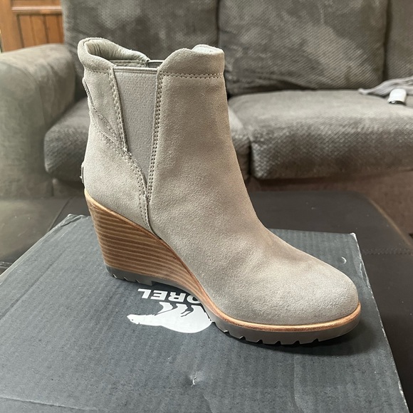 Sorel After Hours Chelsea boots - Picture 2 of 4